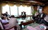 استاندار کهگیلویه و بویراحمد در دیدار با وزیر بهداشت، درمان و آموزش پزشکی مطالبات حوزه سلامت استان را پیگیری کرد