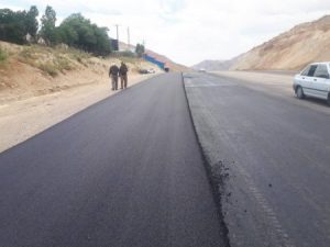 آغاز عملیات روکش آسفالت محور یاسوج-اقلید/تصاویر