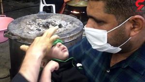 شفا یافتن کودک نابینا در حرم امام حسین(ع) + عکس