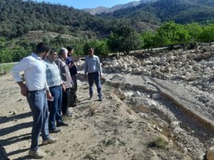 بازدید مدیر آب منطقه استان کهگیلویه و بویراحمد به همراه فرماندار از روستای سادات امام زاده علی ع