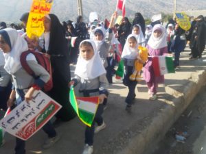 دهدشت نیوز گزارش می دهد: خروش مردم سرفاریاب در روز ۱۳ آبان/ همه آمدند