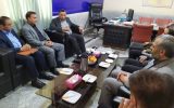 فرماندار کهگیلویه در دیدار با مدیرکل کمیته امداد استان، با انتقاد از برخورد برخی بانک‌ها با مددجویان، بر ضرورت توجه ویژه به حوزه‌های اشتغال، مسکن و حمایت‌های هدفمند از محرومان تأکید کرد